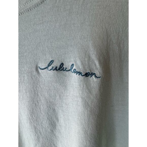 Lululemon Roll-up Short Sleeves T-Shirt in Pale Blue Size M - Picture 2 of 4